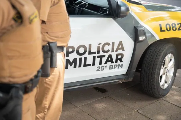 Caminhoneiro tem bateria furtada enquanto veículo estava estacionado em posto de combustíveis em Umuarama